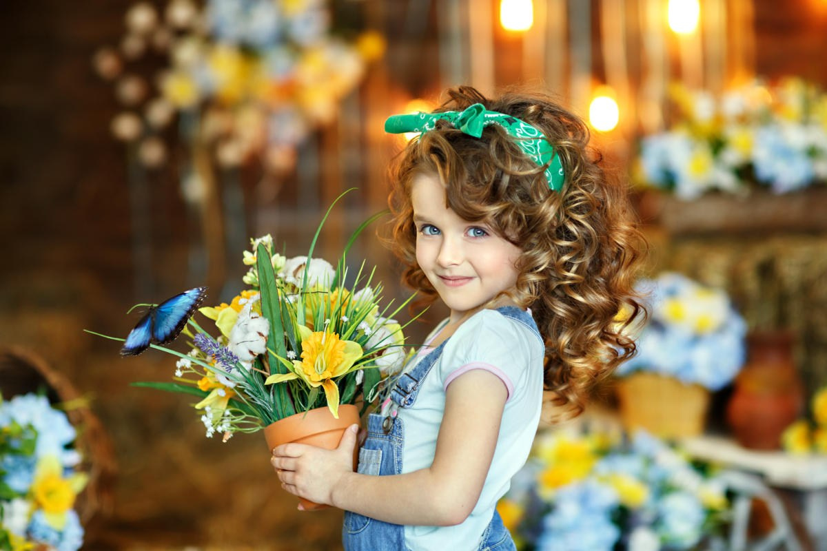 Фотосессия с живыми тропическими бабочками в Краснодаре. Интерьерная фотостудия FOTOGEN г. Краснодар