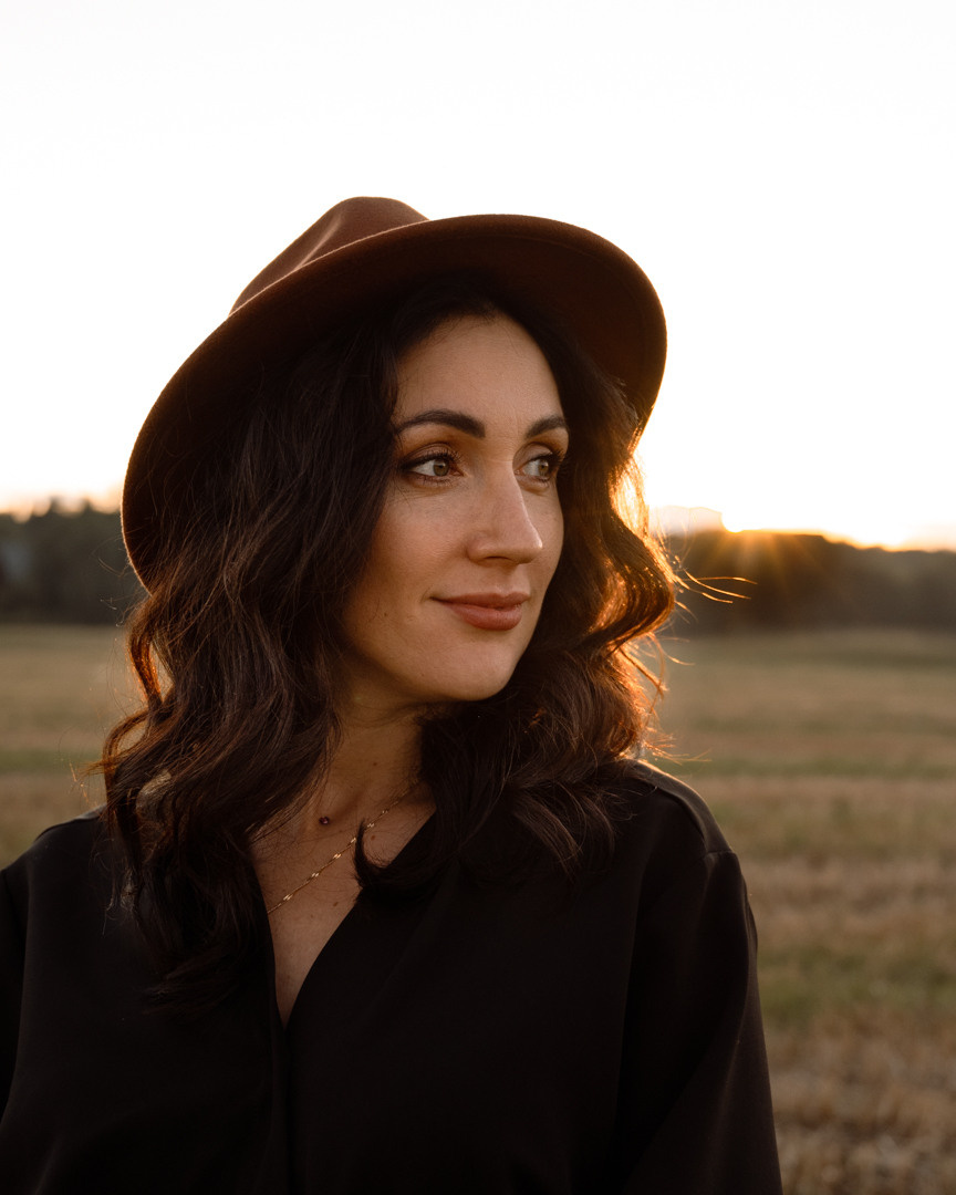 Сьемка на закате в поле. Фотограф в Белграде Чугреева Елена