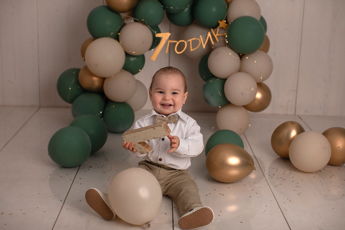 Съемка Первый тортик. Фотограф новорожденных