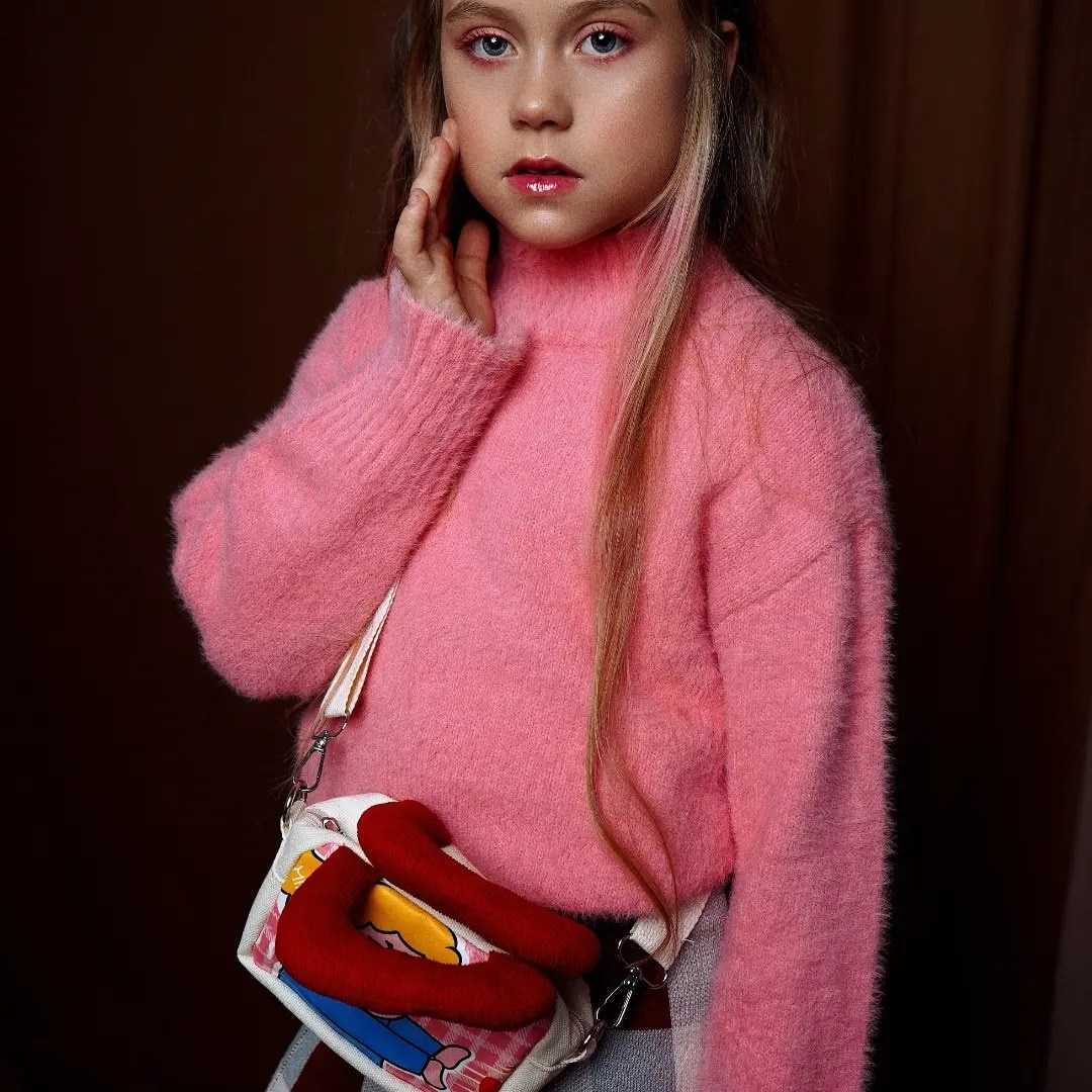 Скнарина Мария. Model base