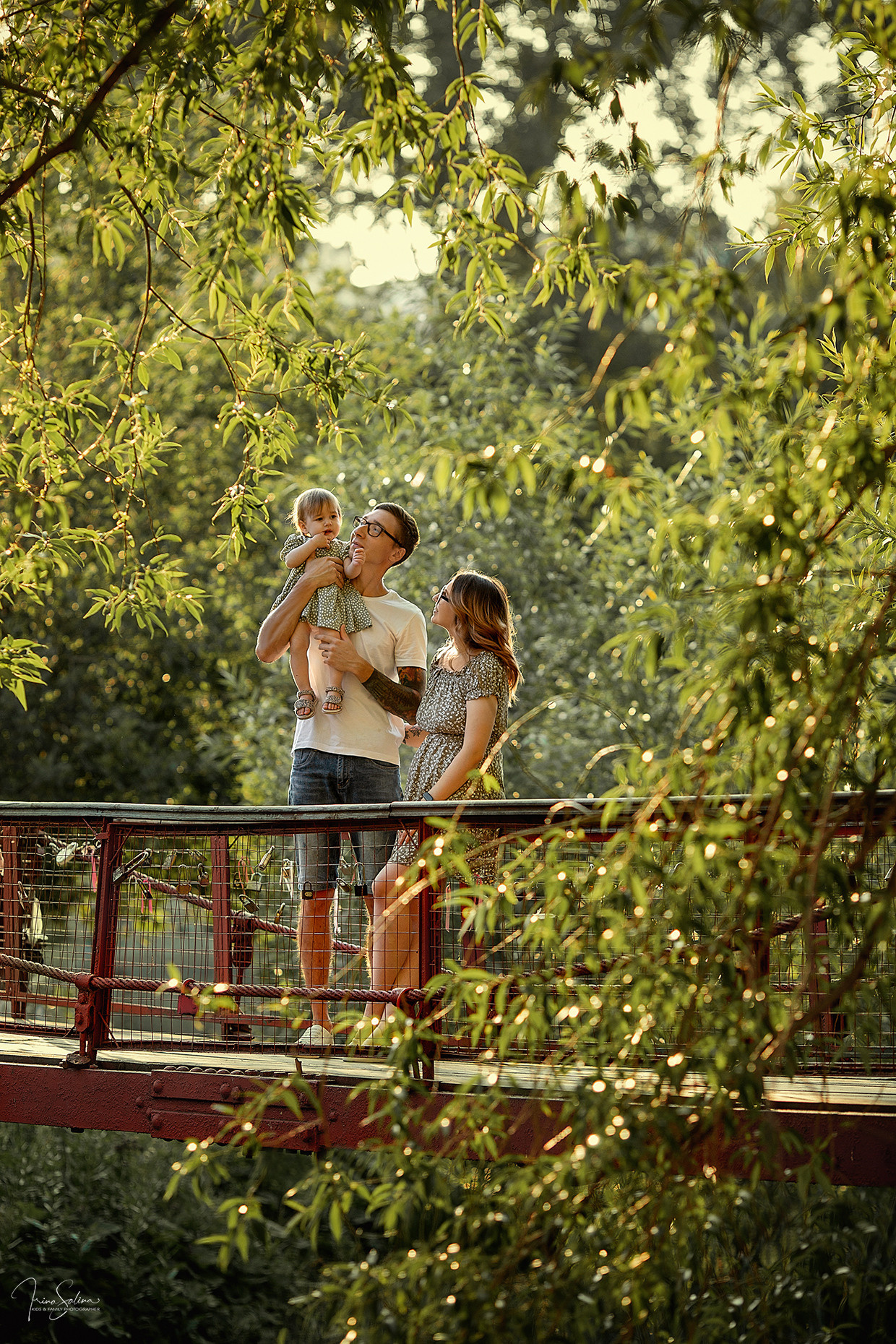 Семья (фотосессия на природе). Детский и семейный фотограф в Екатеринбурге