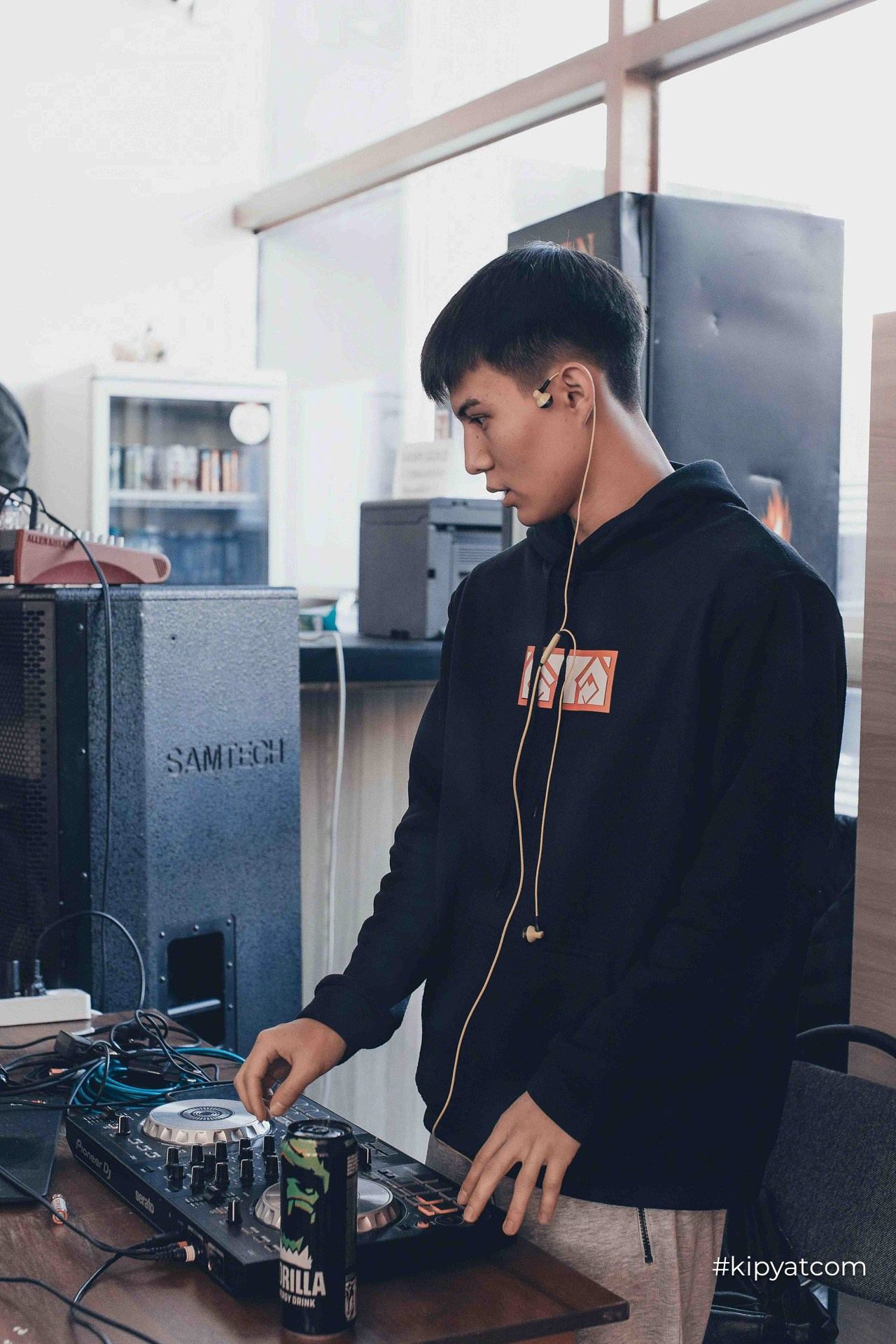 GONZA в университете MIRAS