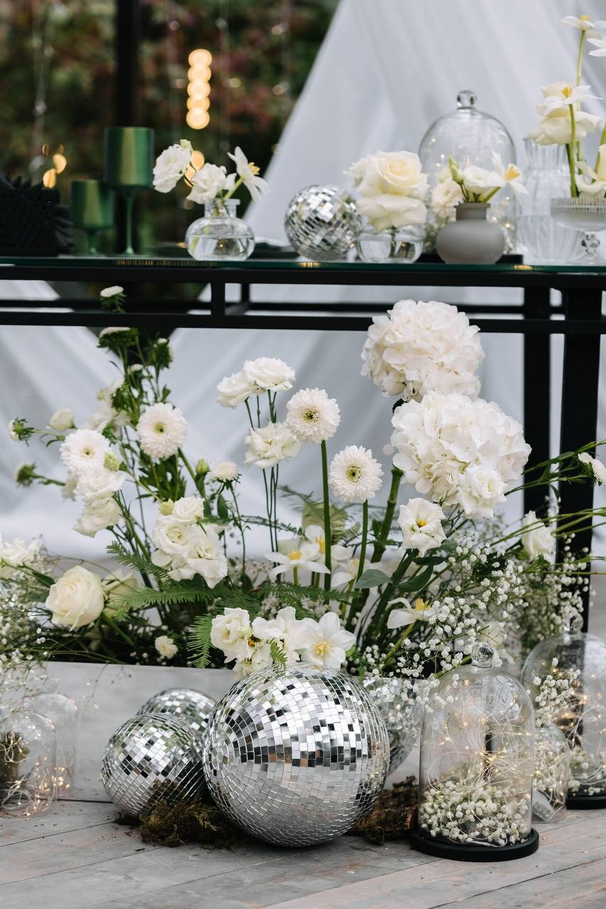 Декор Джуси роуз. Подрядчики и друзья сети свадебных площадок House for wedding