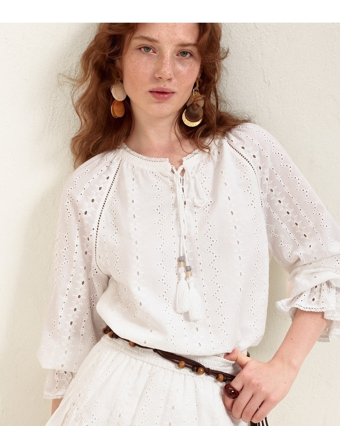 Ariana. Axis model management