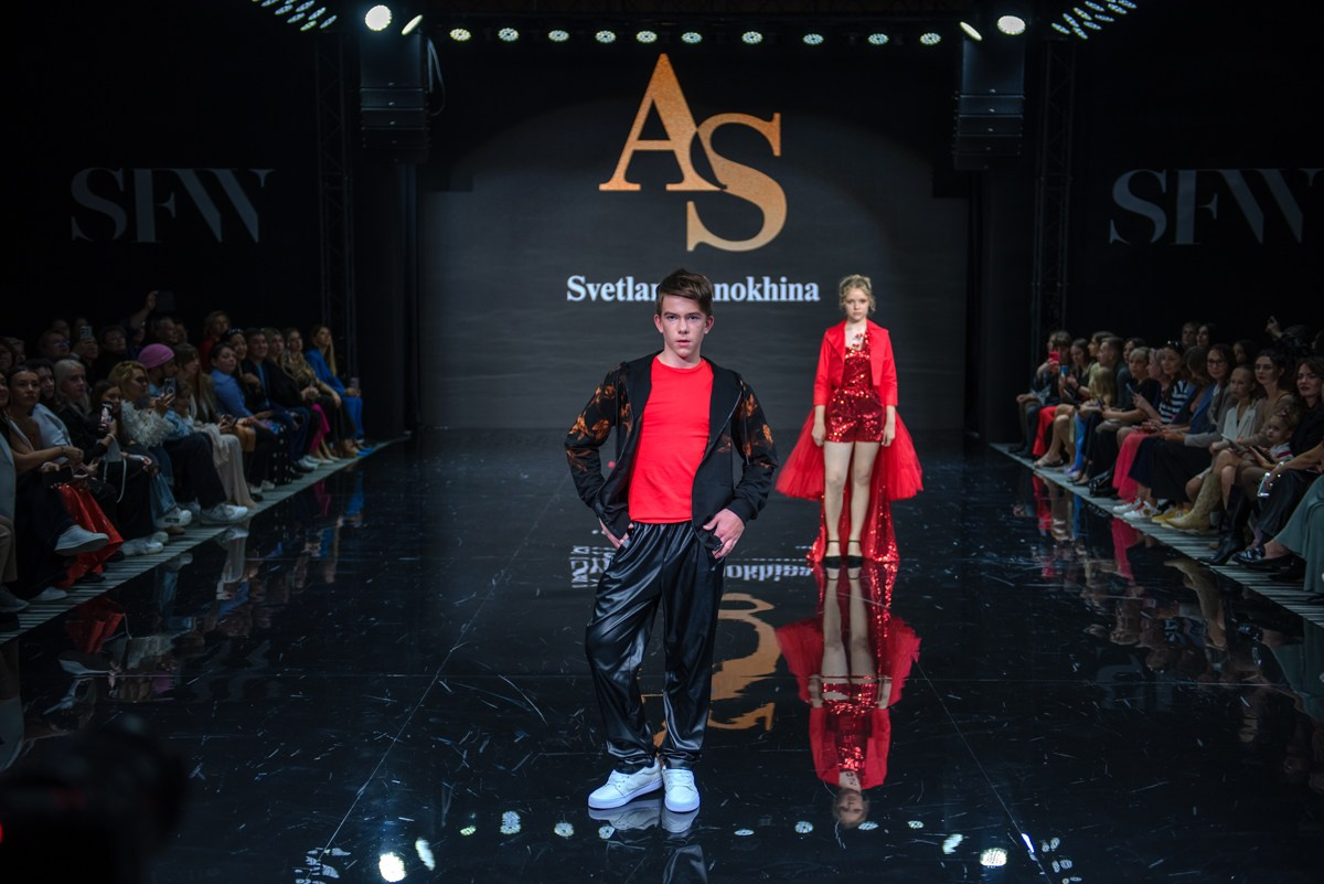 SochiFashionWeek2024 дизайнер Анохина Светлана. Семейный и коммерческий фотограф в Сочи Александр Бодунов