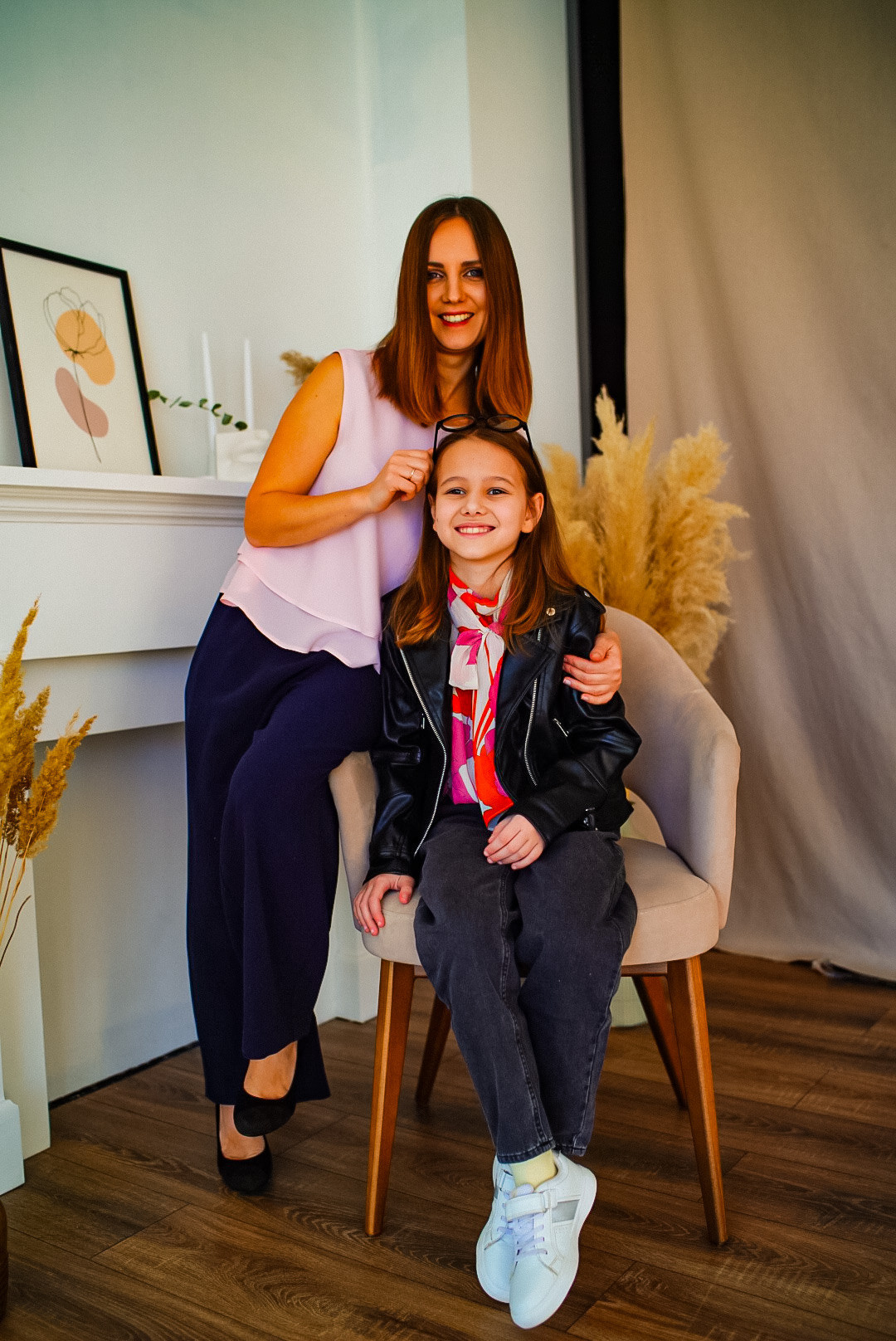 Диана и Надя (в рамках фотопроекта 6 марта). Искренний фотограф