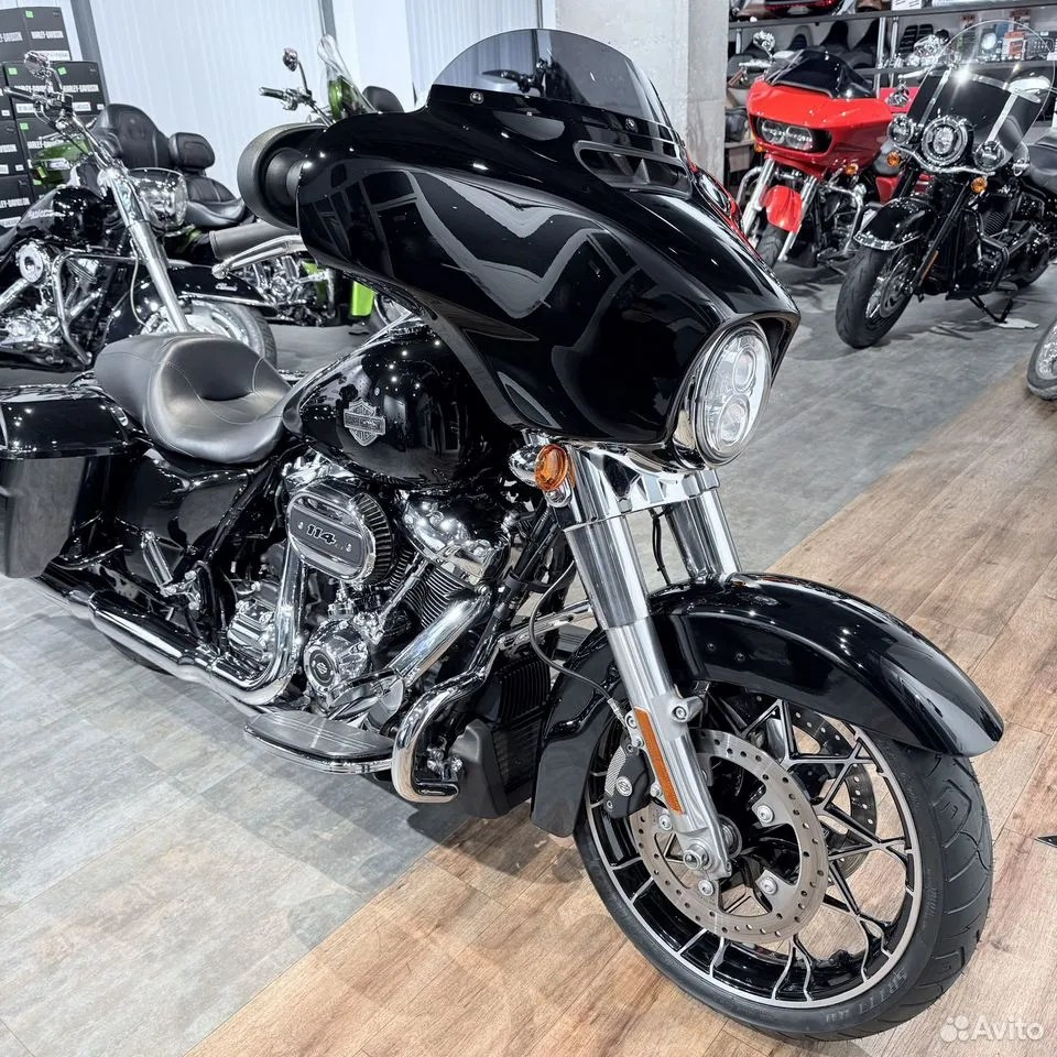 2021 Street Glidе Sреcial 114 Vivid Blасk Chrоmе. Hello Davidson, Москва. Только хорошие мотоциклы…