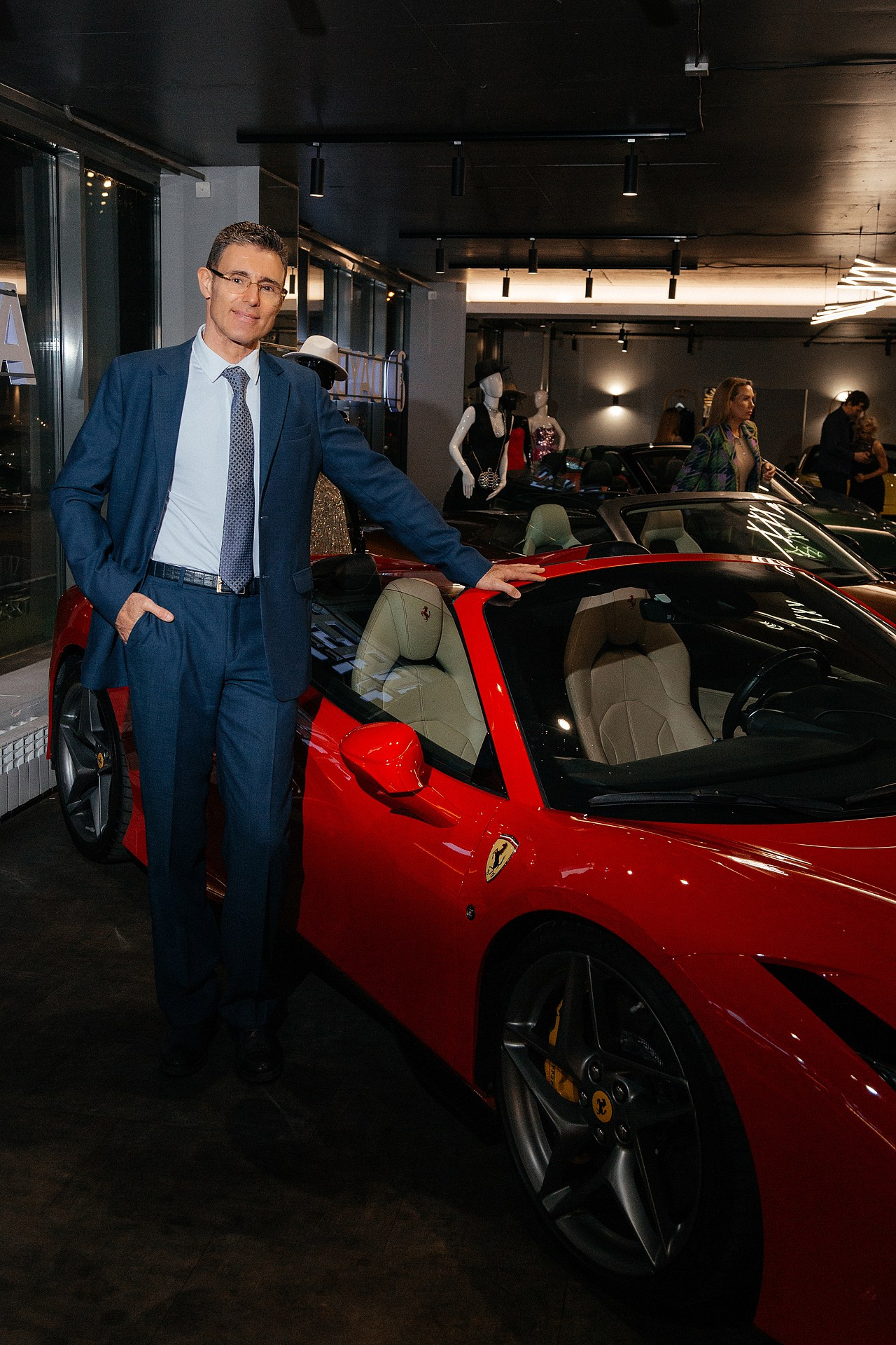 Репортаж в автосалоне. Светский фотограф Санкт-Петербург и ЛО