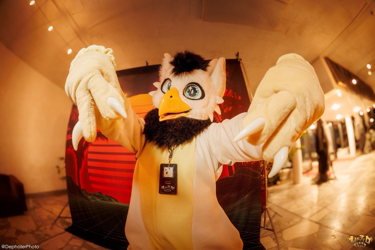 United Furry Convention 2026. Различные мероприятия и просто фотографии людей