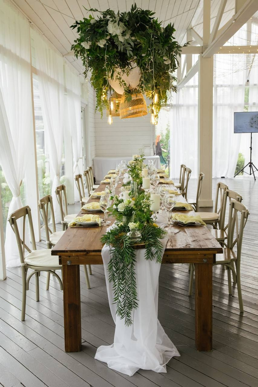 Яркий декор с использованием фруктов и овощей. Подрядчики и друзья сети свадебных площадок House for wedding