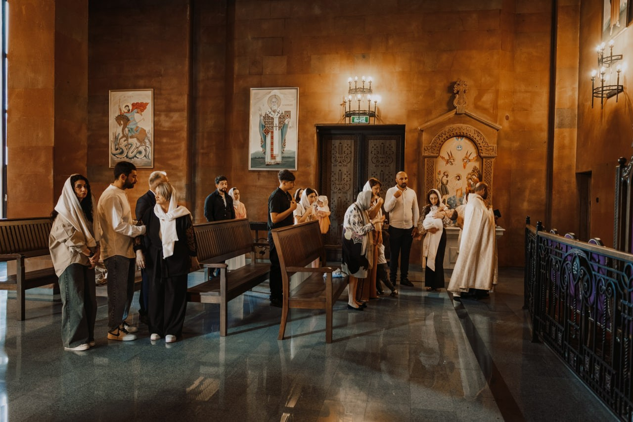 Фотограф на крещение в Тюмени Александр Шалагин