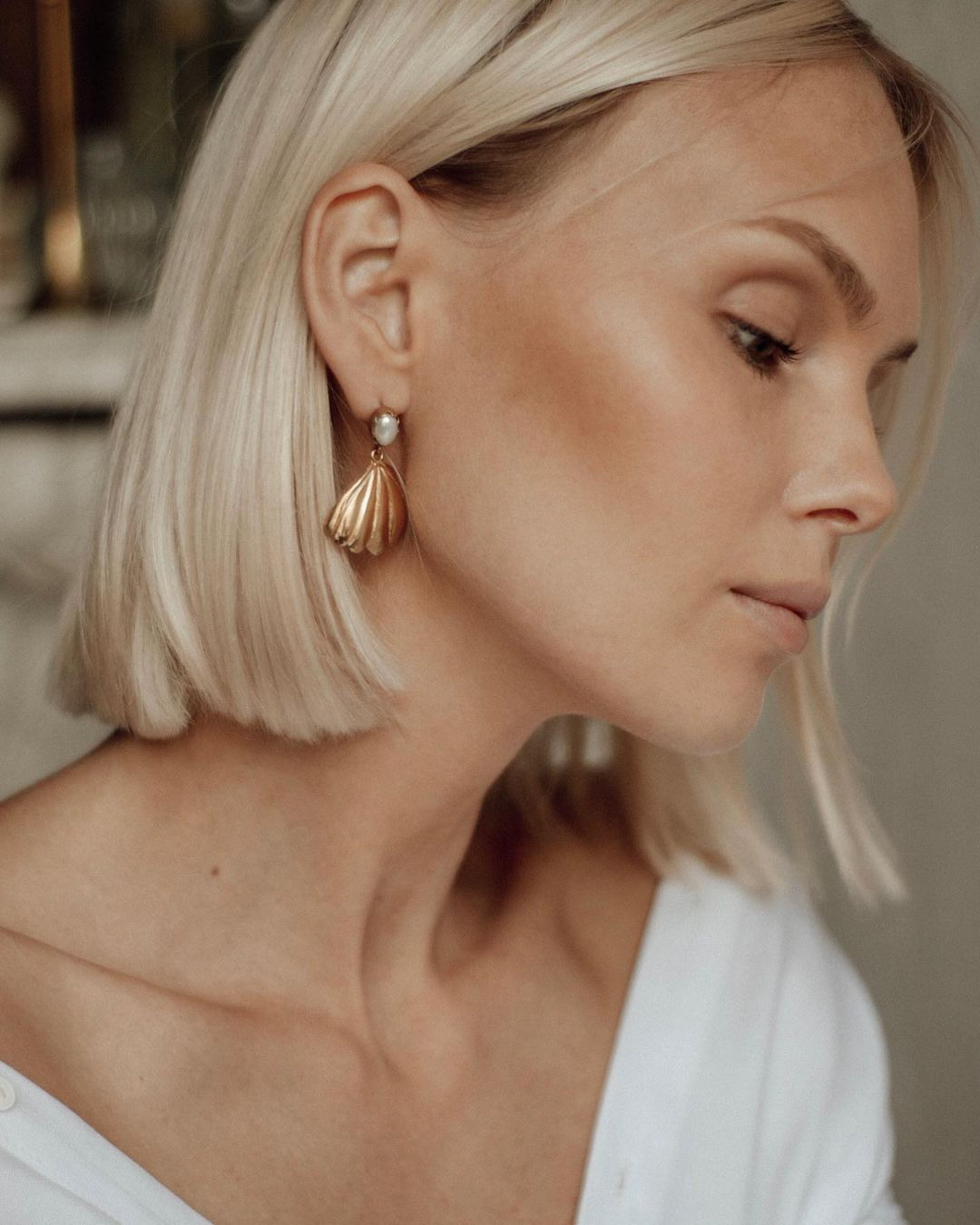 Съемка ювелирных украшений на модели. Честные истории о жизни города и его людях