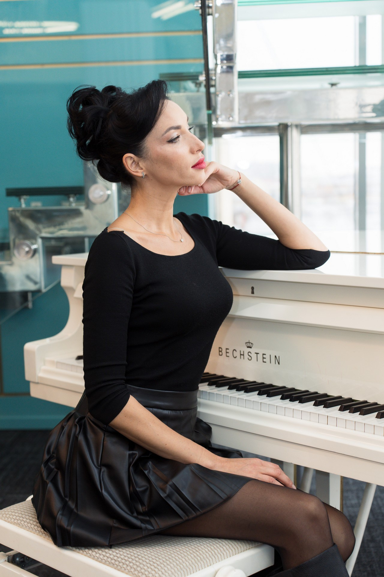 Русьпушнина. Репортажная съёмка в Санкт-Петербурге, Константин Петров