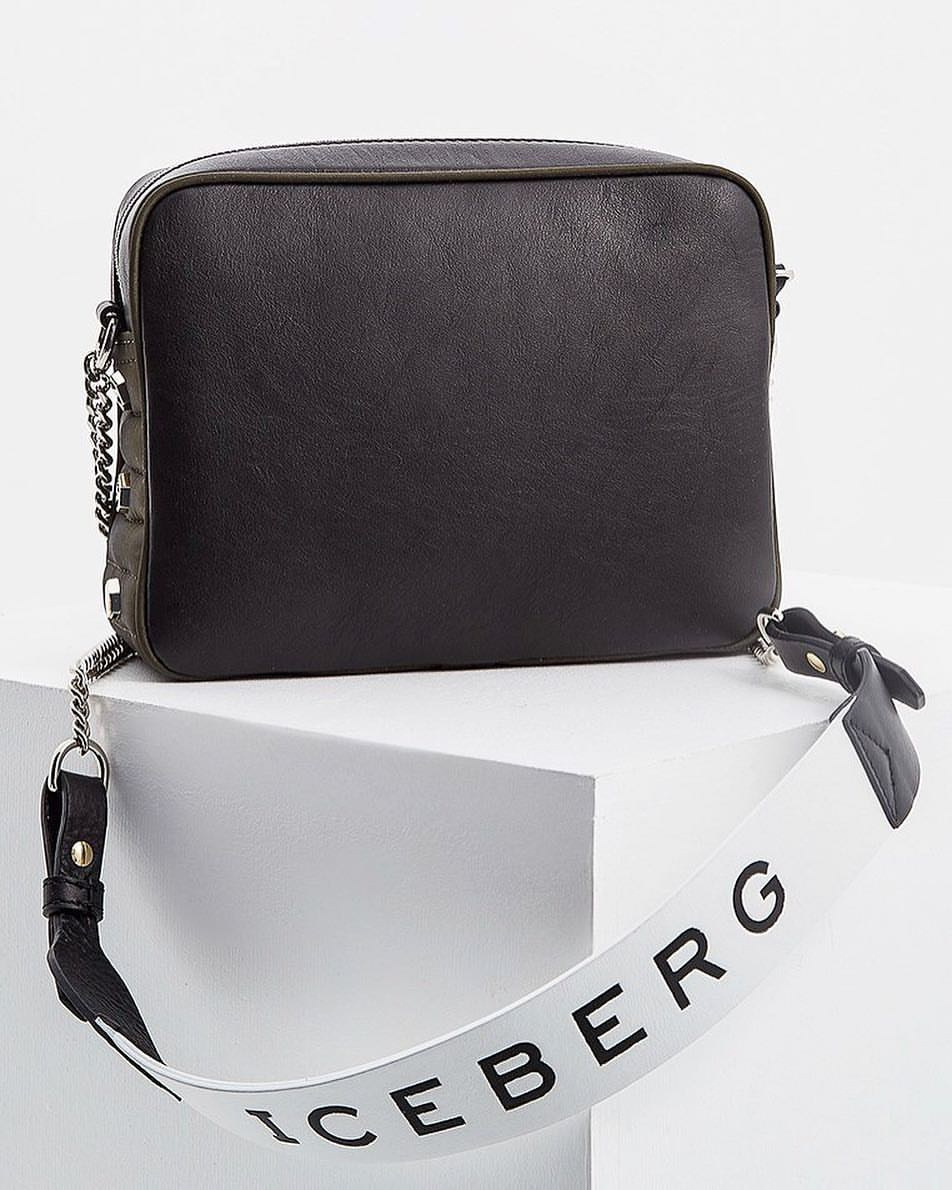 фотосъемка аксессуаров, дизайнерские вещи, сумка, предметная фотосъемка, неделя моды Москва, обтравка, обтравки, предметная ретушь, фэшн одежда, фотсъемка дорогой одежды в Москве. фотосъемка для брендов, фотосъемка для сайта, фотосъемка для маркетплейсов.