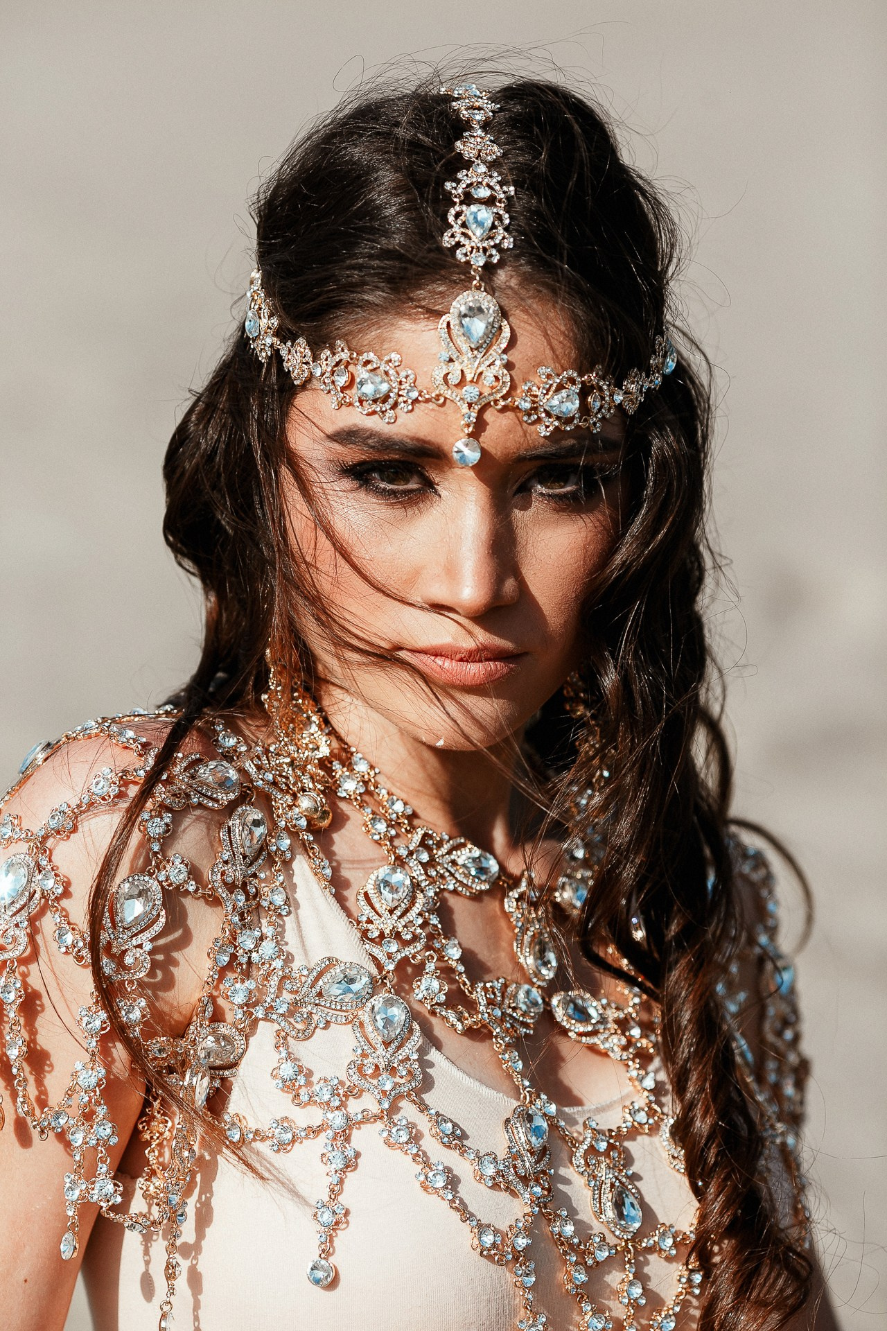 Украшения Титков 1. Фотосъёмка для бизнеса — предметное фото, репортаж с мероприятий, портреты людей, съёмка интерьера и экстерьера