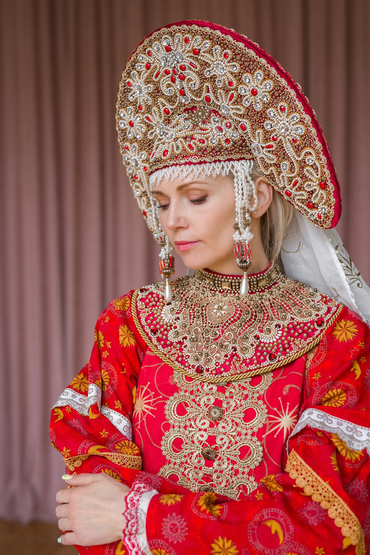 Фотосессия в русском народном костюме. Фотограф Юлия Кондратьева