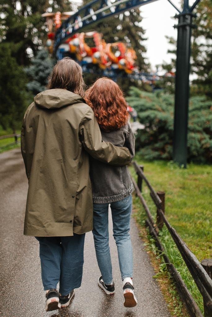 Аня и Игорь. Пасмурный Питер и аттракционы. Семейный и свадебный фотограф Полина Принцева