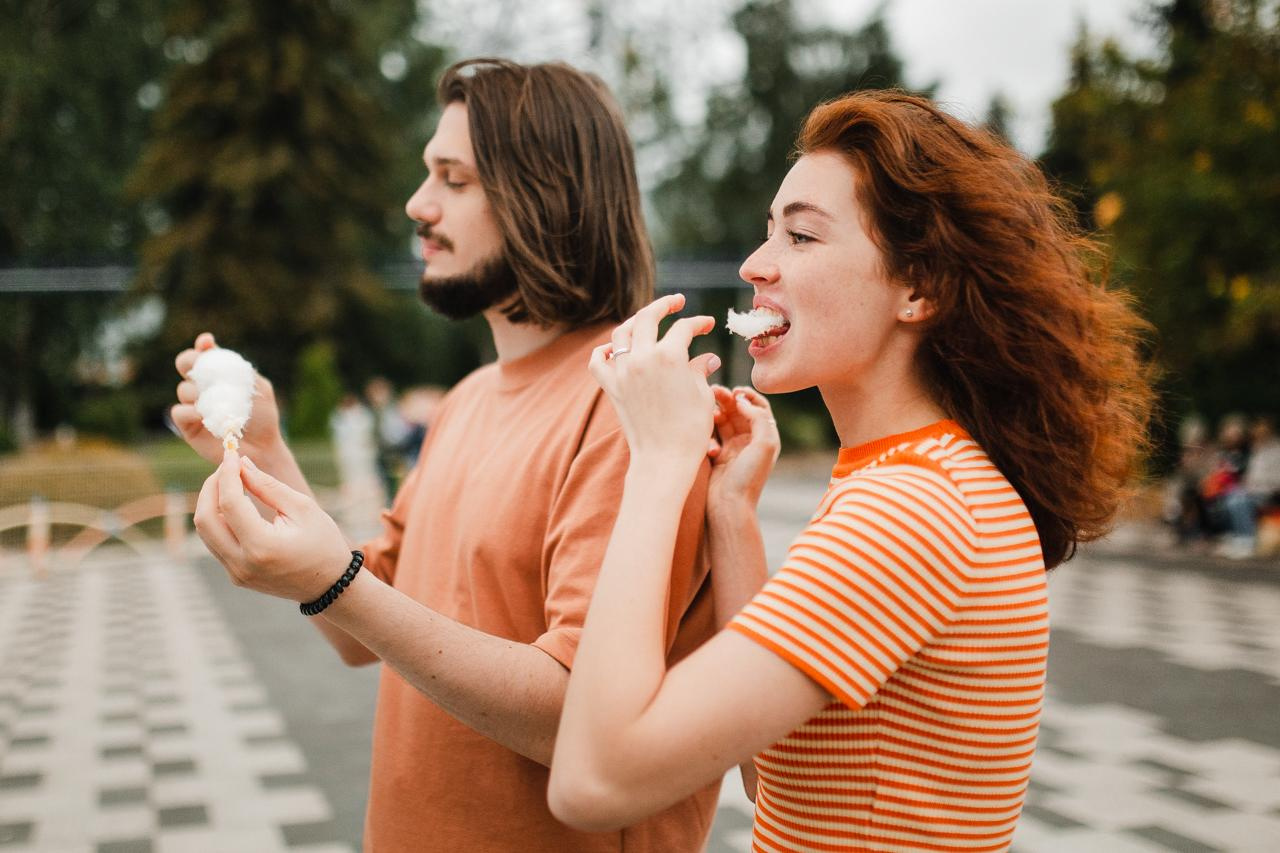 Аня и Игорь. Пасмурный Питер и аттракционы. Семейный и свадебный фотограф Полина Принцева