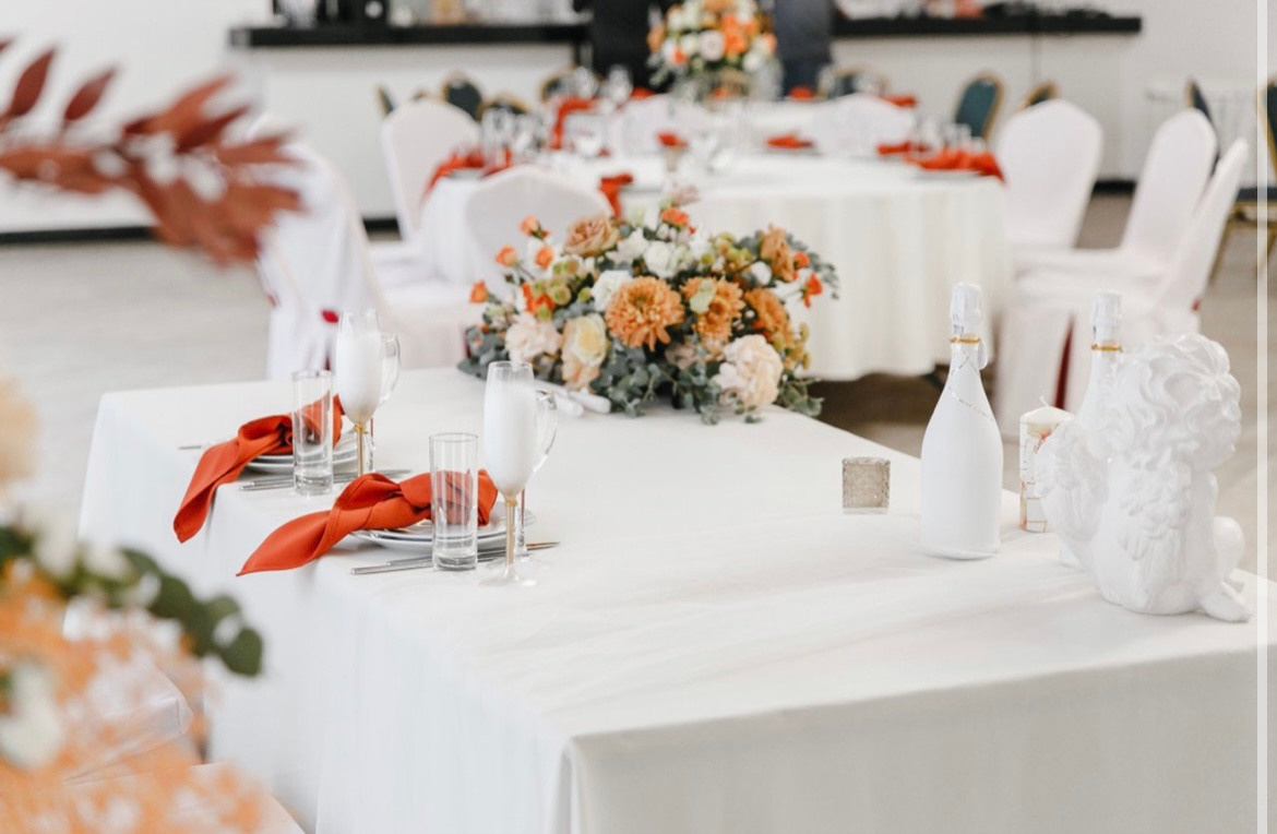 Фотографии зала. Банкетный комплекс и свадебное агенство "Александр Грин"