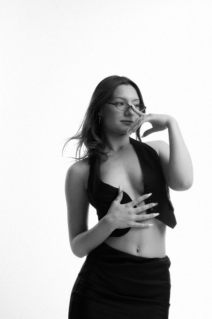 Индивидуальная. Персональный и коммерческий фотограф в Тюмени Полина Лапардина