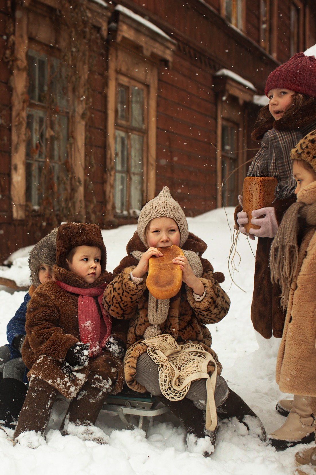 Мы лепим снеговика!. Съемка Таинств Крещения Венчания, детские и семейные съемки в Пензе