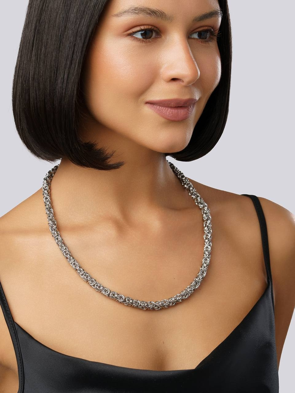 Виктория, 40-42 р-р, 170 см. KED Production — продакшн из СПб. Создаём фото, видео и контент, который помогает брендам и селлерам продавать больше