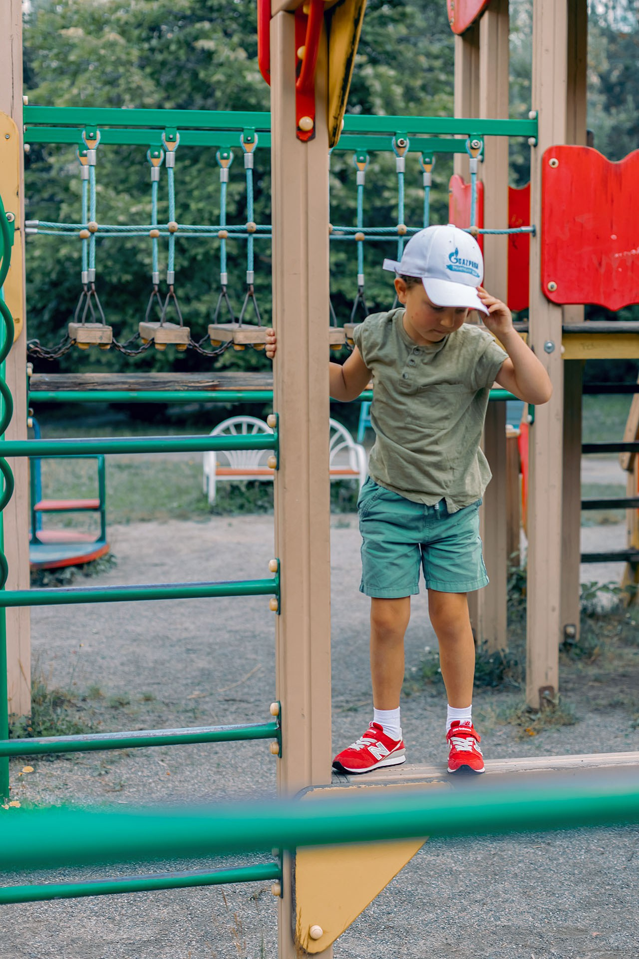 Во дворе дома. Семейный и детский фотограф в Санкт-Петербурге Антон Алексеев
