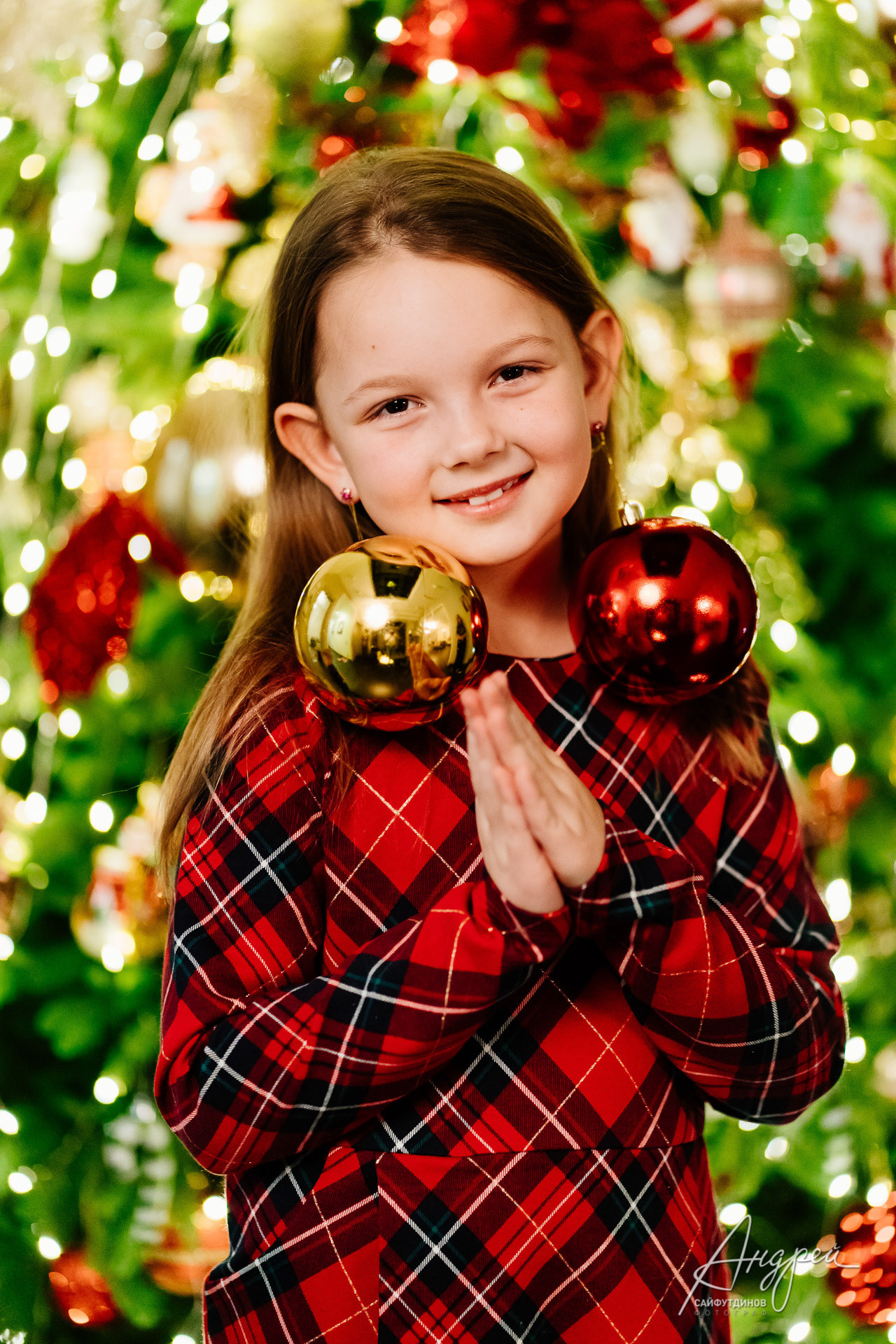 Домашняя новогодняя семейная фотосессия. Свадебный и семейный фотограф в Ростове-на-Дону. Андрей Сайфутдинов