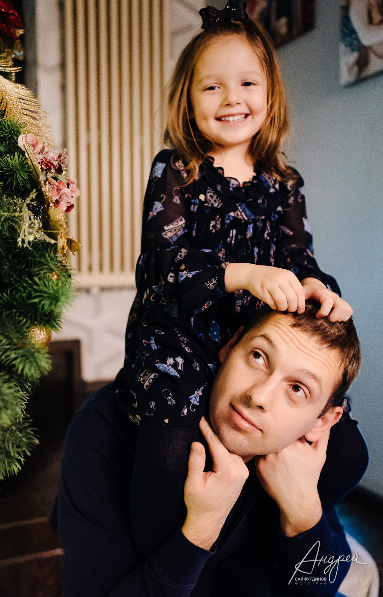 Домашняя новогодняя семейная фотосессия. Свадебный и семейный фотограф в Ростове-на-Дону. Андрей Сайфутдинов