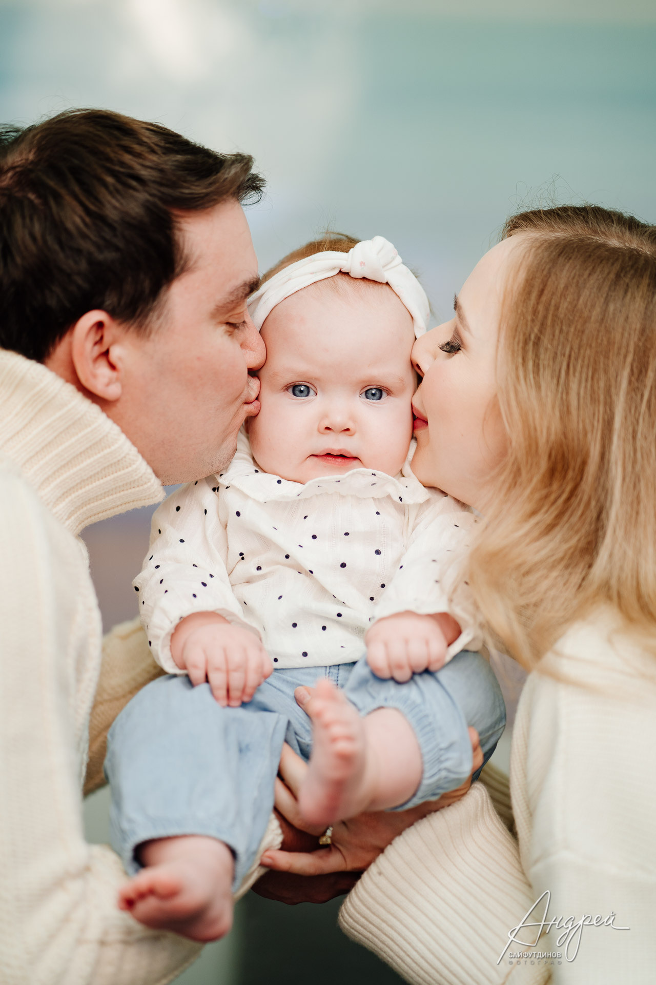 Домашняя новогодняя фотосессия. Фотограф Андрей Сайфутдинов. Свадебный и семейный фотограф в Ростове-на-Дону. Андрей Сайфутдинов
