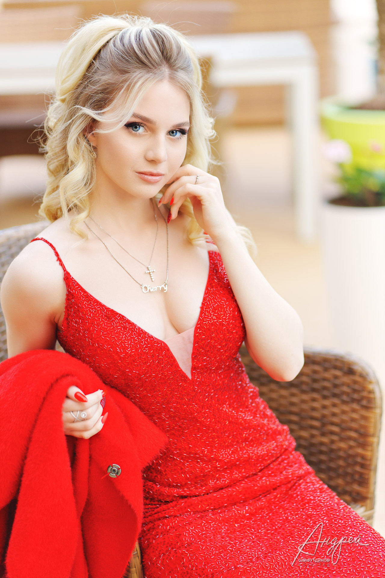 Алине 18! Фотосессия дня рождения в Ростове-на-Дону St. Tropez. Свадебный и семейный фотограф в Ростове-на-Дону. Андрей Сайфутдинов