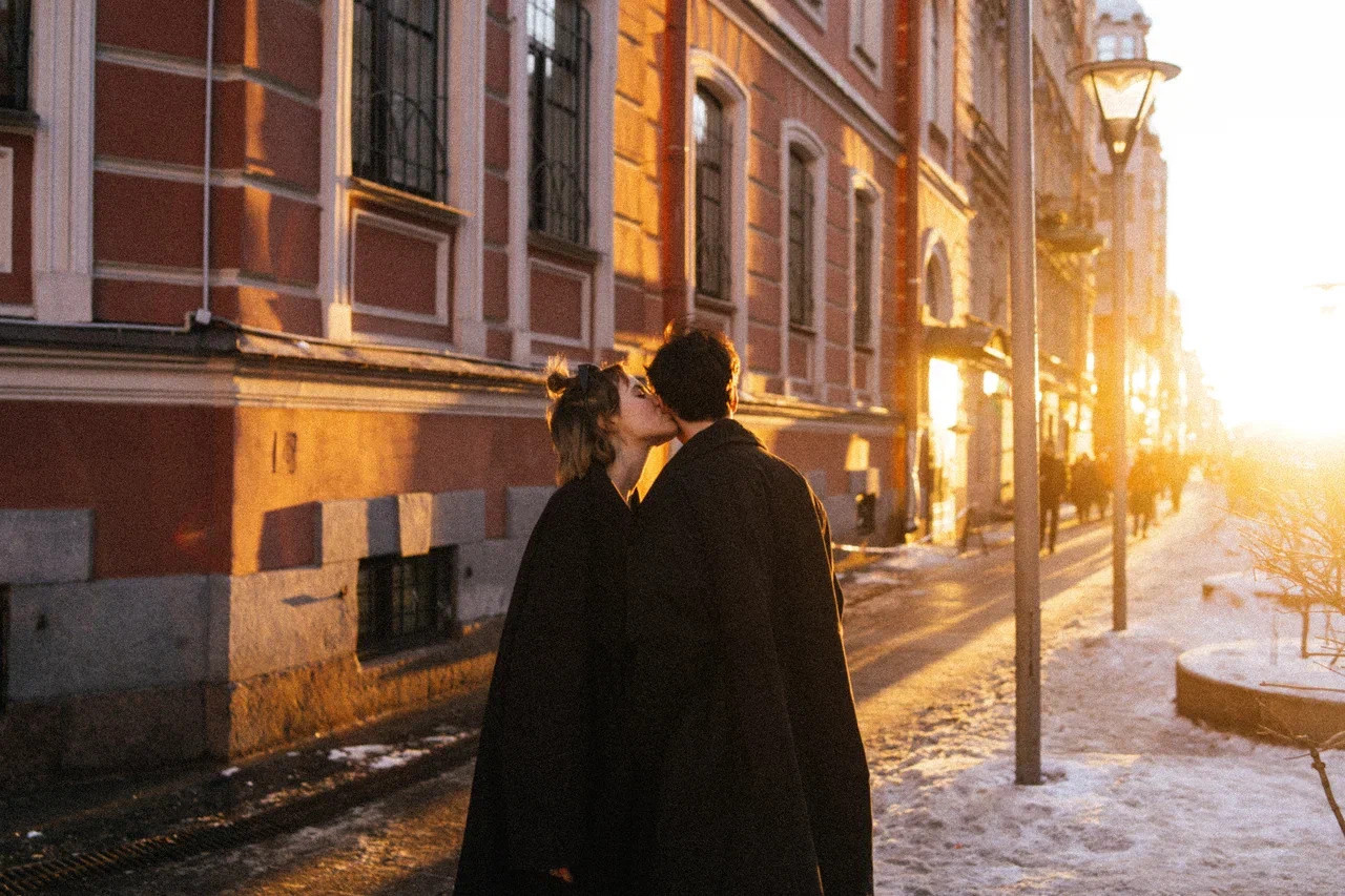 РУКИ ТВОИ ЦЕЛОВАЛ. Миша Снимет | твой фотограф