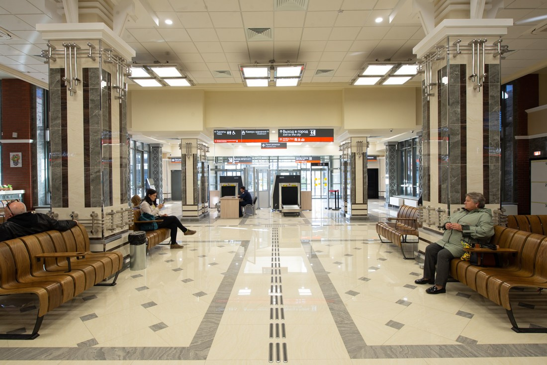 Железнодорожный вокзал в Бердске. Фотограф Сергей Сергеев