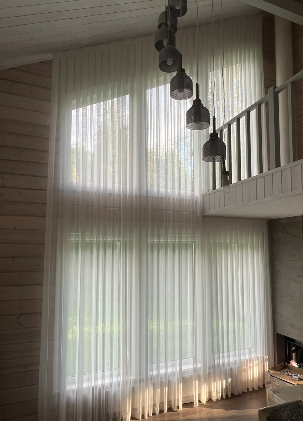 Шторы на окна сложных форм: косые, мансардные, арочные, второй свет. Шторы на заказ в СПб. Выезд дизайнера, карнизы, жалюзи и рулонные шторы