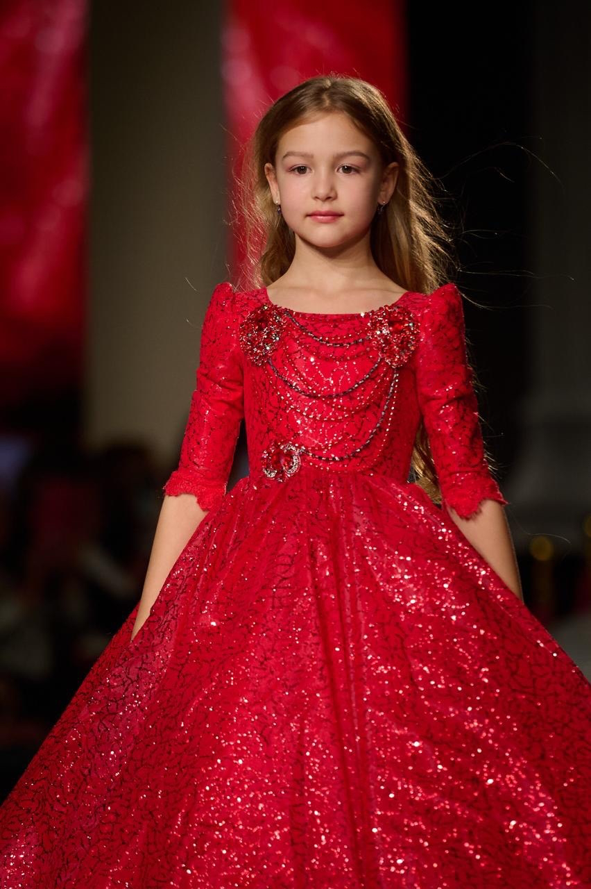 Фестивале Модная Волна в Москве. Children Models in Russia