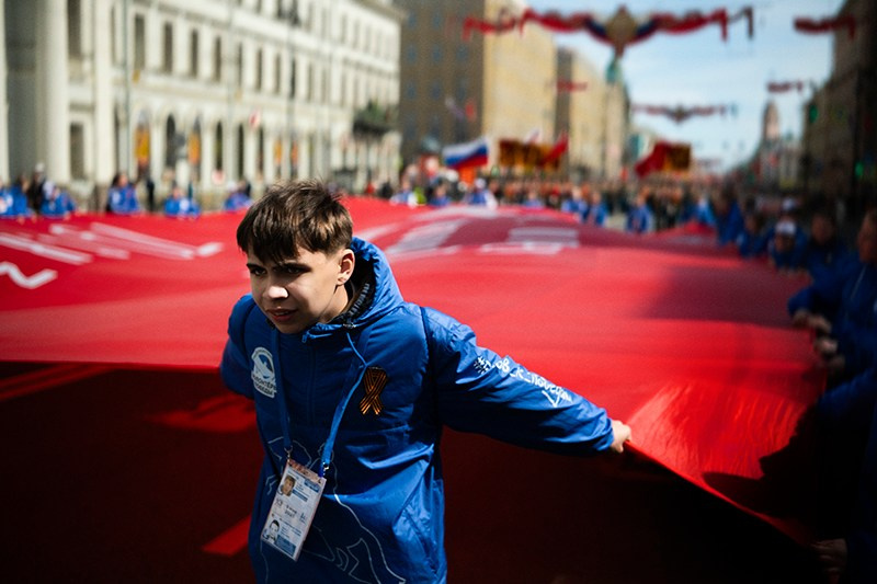 May 9, St. Petersburg. Photographer Kostya Jonaitis (streetphotography, BBC News, Fashion)