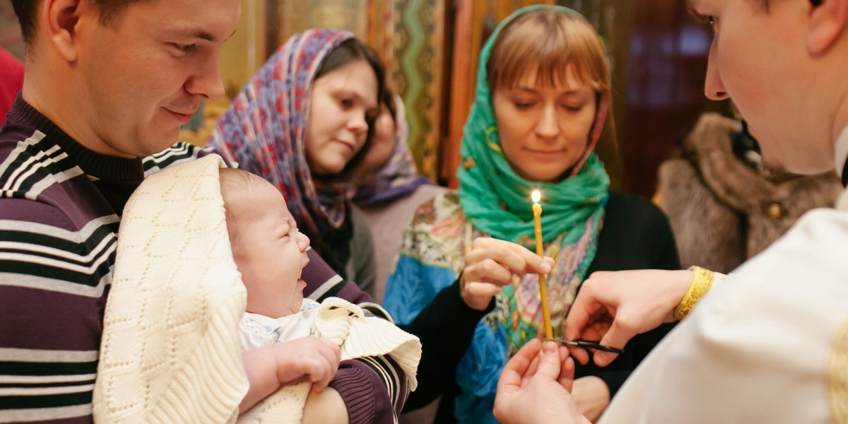Крещение Казанская церковь Воскресенского Новодевичьего монастыря. Фотограф на крещение в Санкт Петербурге