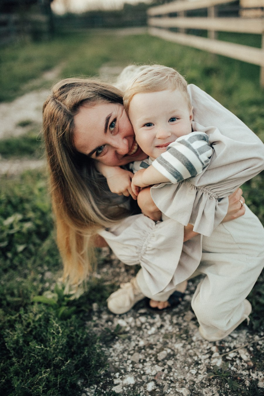 Саша, Настя, Арсений | на природе