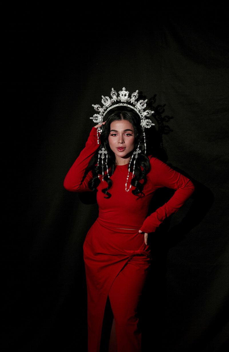 Карина. Фотограф Стилист Тюмень Вера Хайруллина