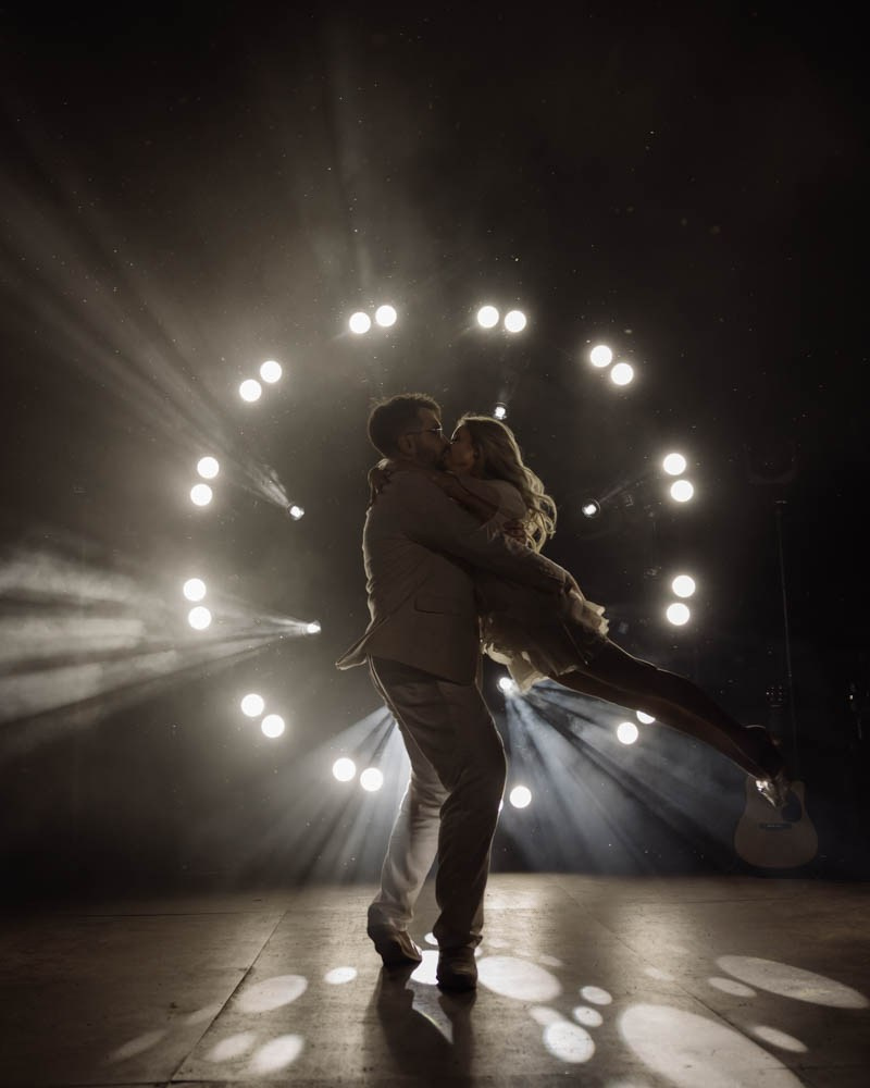 Любовь и ветер. Владимир Киселев — свадебный фотограф в Саратове, Москве и по всему миру