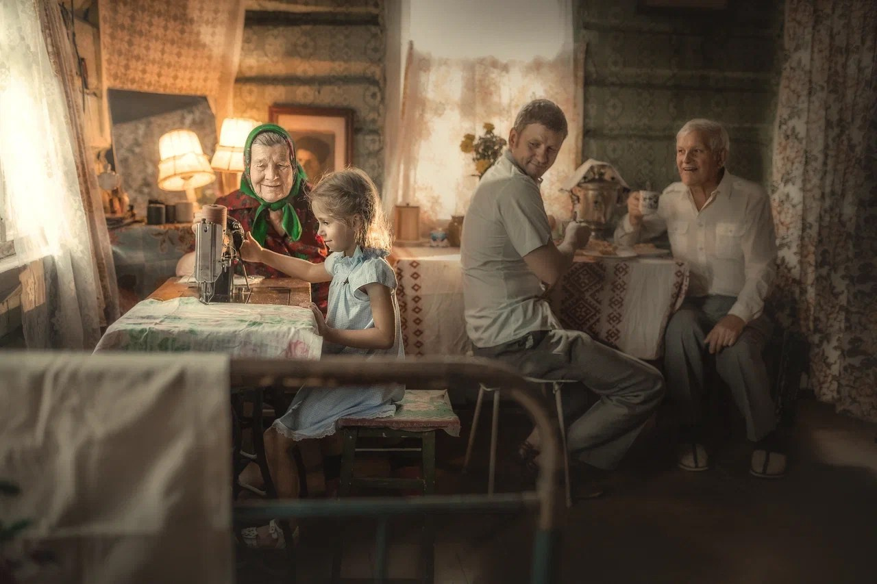 Фотовыставка «Сквозь поколения», 2024. Организация фотовыставок в Петербурге и Москве, MFamilia (МФамилия)