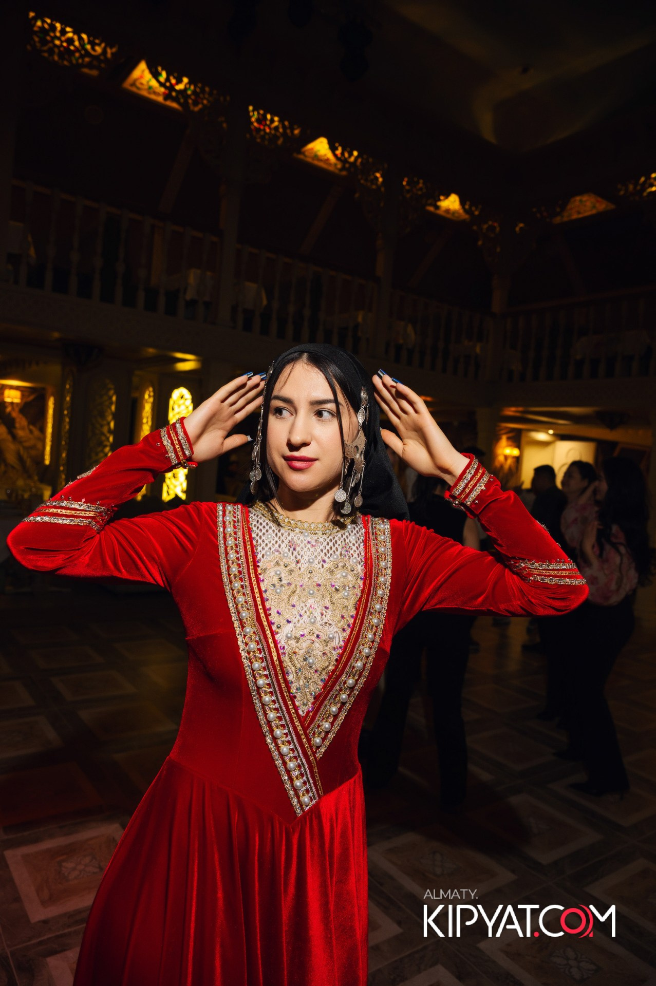 ALAZANI НА КАБАНБАЙ БАТЫРА. КИПЯТКОМ АЛМАТЫ!