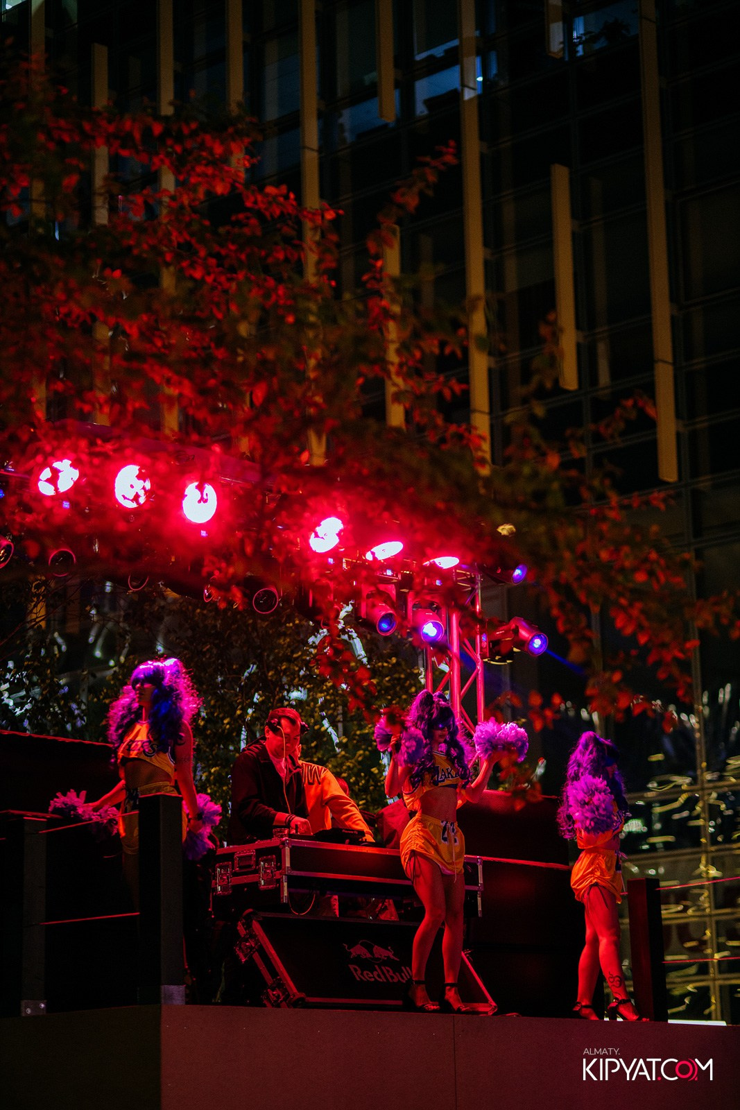EVENT BAR. КИПЯТКОМ АЛМАТЫ!