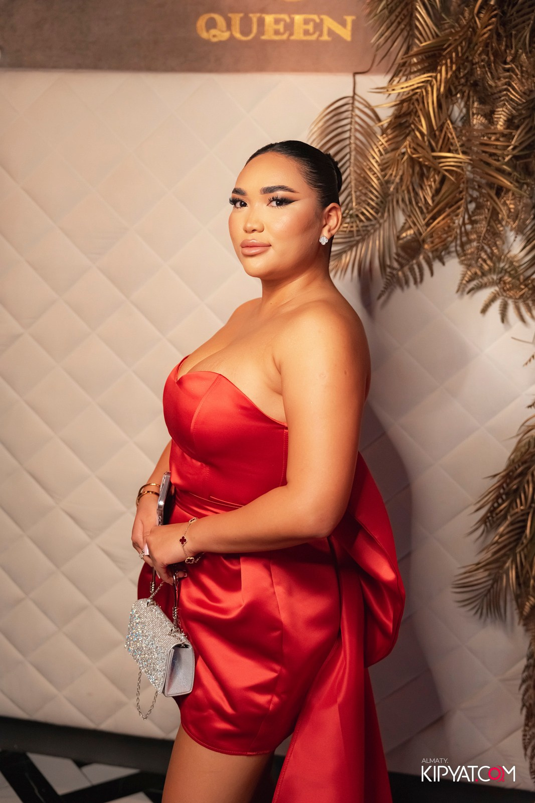 QUEEN. КИПЯТКОМ АЛМАТЫ!