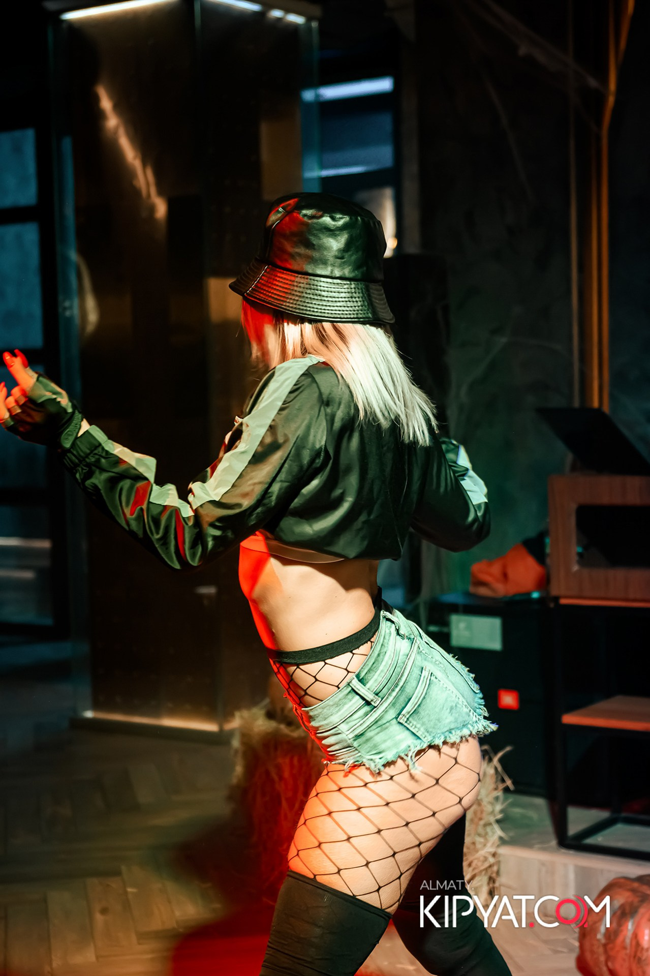 ROTANA GRILL LOUNGE. КИПЯТКОМ АЛМАТЫ!