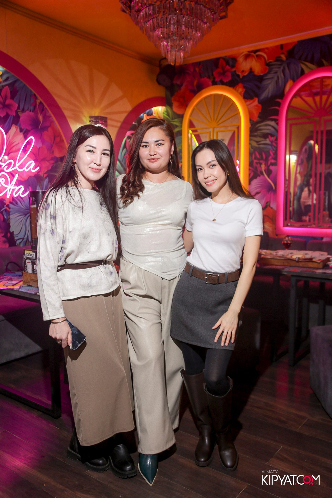 УХО И МЕДВЕДЬ НА САИНА. КИПЯТКОМ АЛМАТЫ!