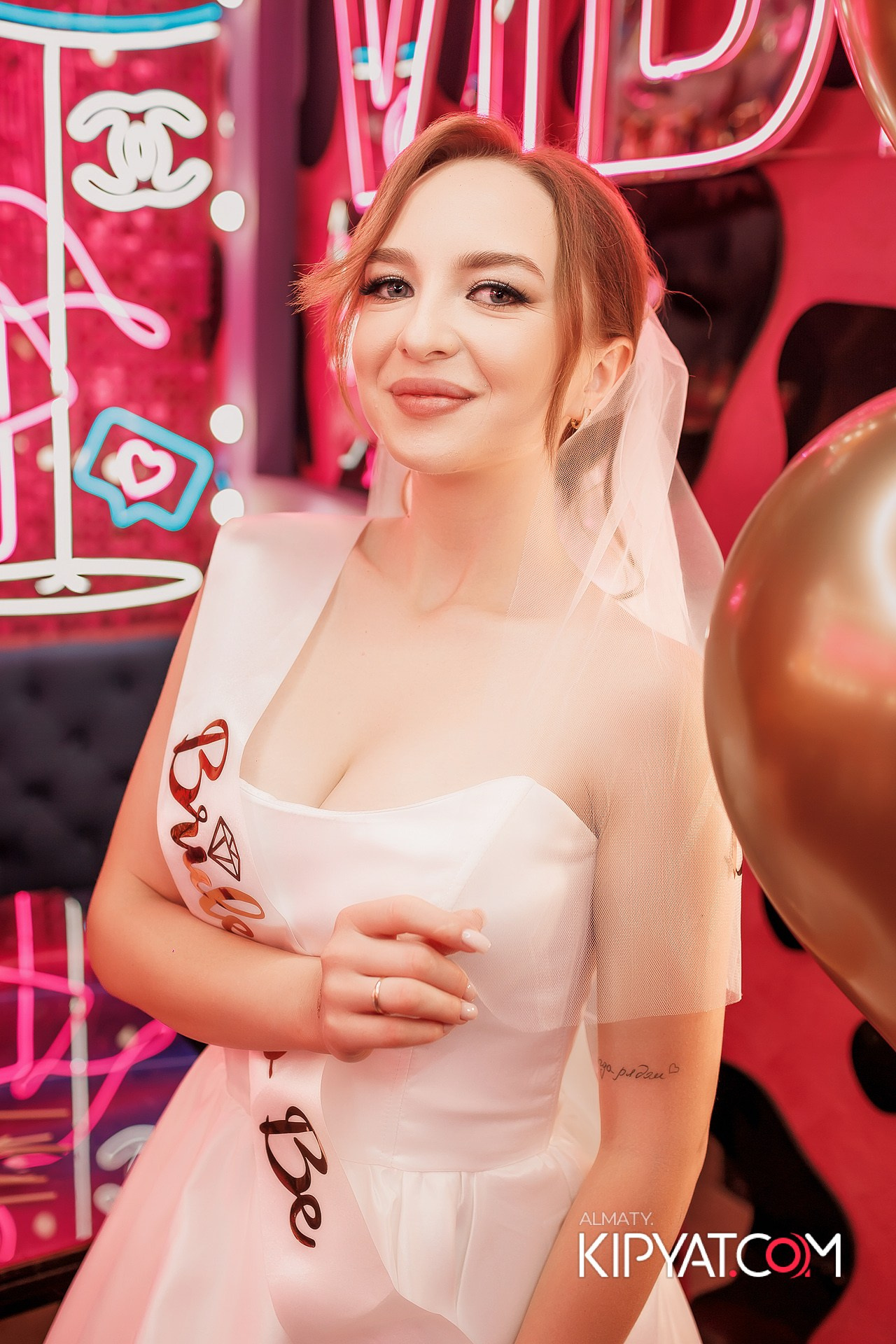 Ухо и Медведь на Курмангазы. КИПЯТКОМ АЛМАТЫ!