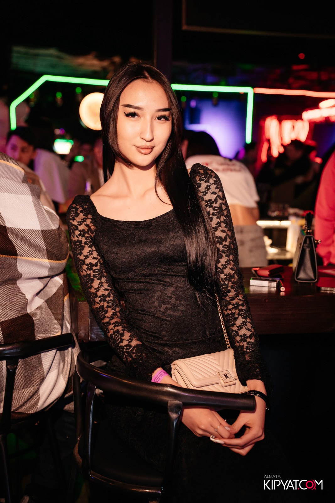 SKY BAR. КИПЯТКОМ АЛМАТЫ!