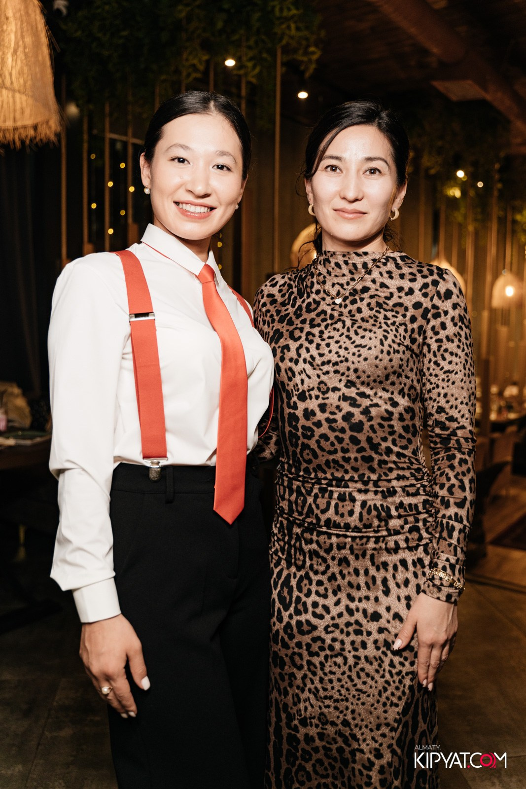 КАФЕ ЖАСМИН НА ЯССАУИ. КИПЯТКОМ АЛМАТЫ!