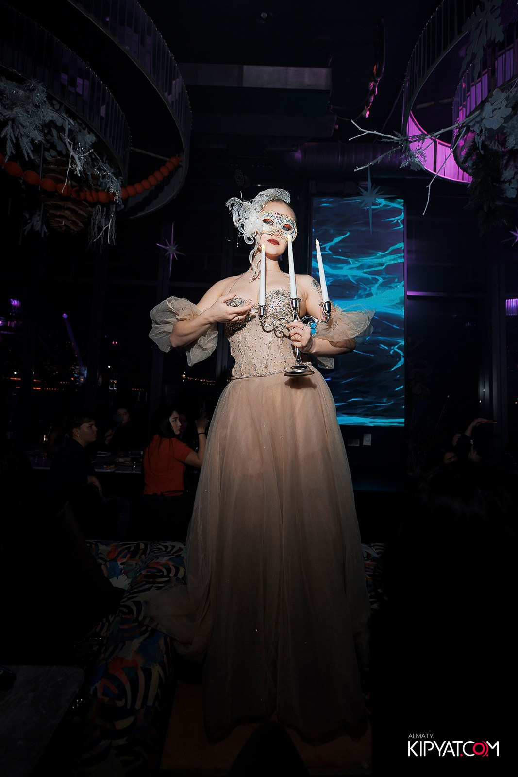 FRIENDS BAR & TERRACE. КИПЯТКОМ АЛМАТЫ! Фотосъемка мероприятий в Алматы